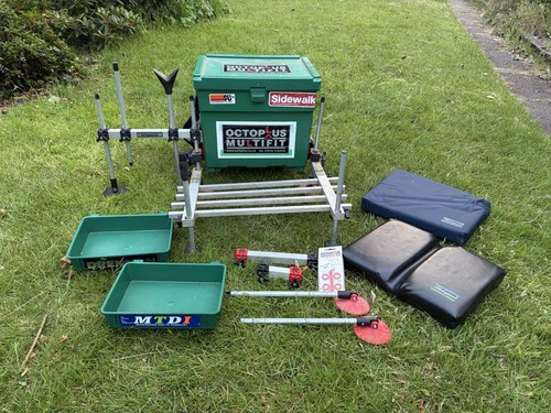 Shakespeare seatbox with - seatbox,