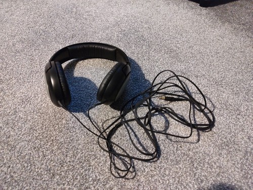 Senheisser headphones hd206 - headphones,