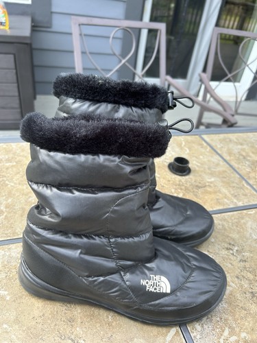 The north face nuptse - face,