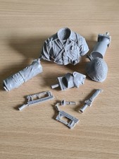 1/10 Scale Resin Bust Of  US