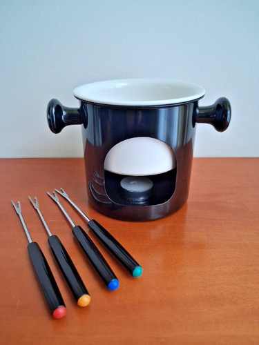 Chocolate fondue set - chocolate,