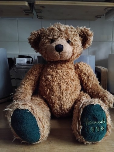 Harrods 1998 christmas - christmas, bear