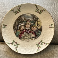 ROYAL DOULTON CHRISTMAS PLATE