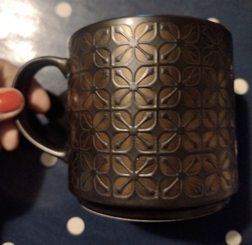 Next mug gold geometric retro - next,