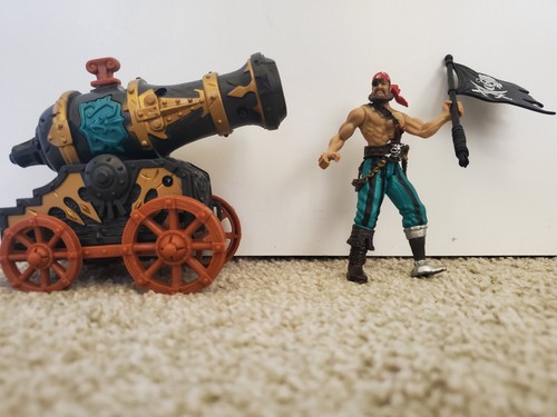 Chap mei pirate and - , cannon
