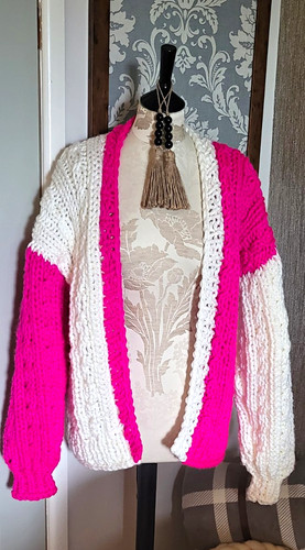 Vibrant handknitted super - vibrant,
