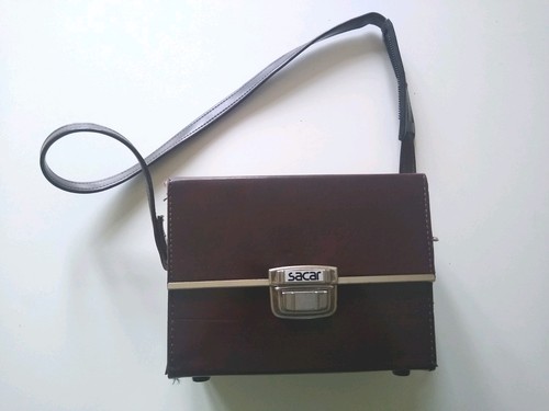 Vintage sacar camera - camera, carry