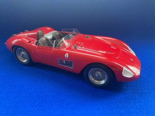 Cmc scale maserati - cmc, 1/18