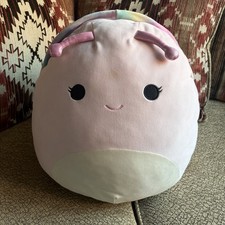 Squishmallow Silvina The Snail