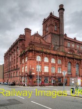 Photo Pub - The Grapes Pub and