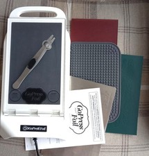 GoPress and Foil machine from Couture Creations and Dies