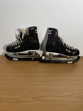 Bauer Hugger Ice Skates