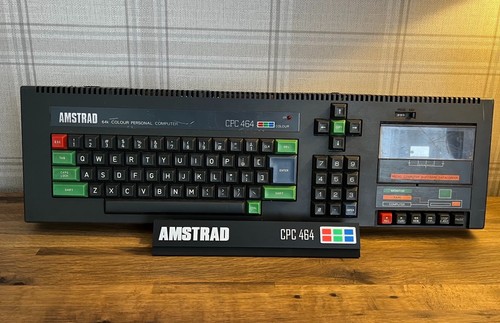 Amstrad cpc 464 - 464, illuminated
