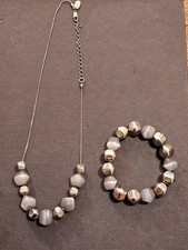 Next necklace & bracelet grey