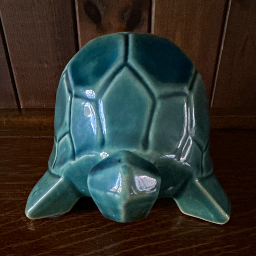 Green glossy glazed ceramic - glossy,