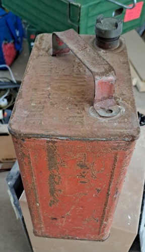 Vintage red petrol - red, can