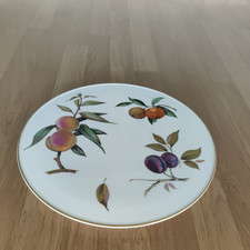 Royal Worcester Gold Evesham Arden Domed Cake Gateau Serving Plate 28 cm Wide