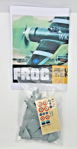 Vintage frog models - frog,