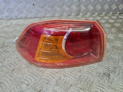 Mitsubishi lancer rear - lancer, light