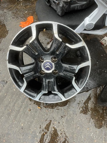 Citreon ds3 alloy wheel - ds3,