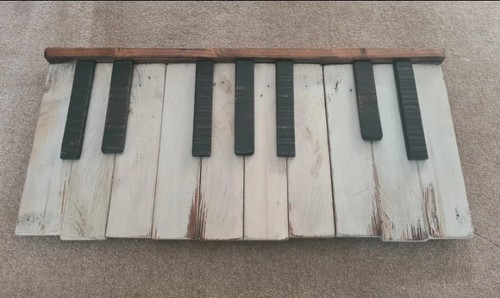 Wooden piano keyboard - wooden, art