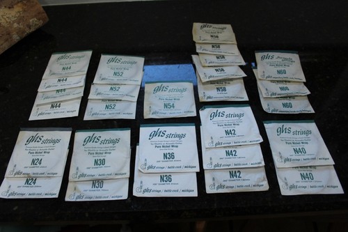 Vintage ghs guitar strings - vintage, lot