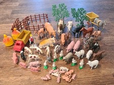 BUNDLE OF VINTAGE PLASTIC FARM