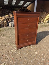 ✨ Beautiful and classic Thomasville Impressions 'Martinique' chest of drawers. ✨