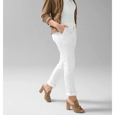 White House Black Market The