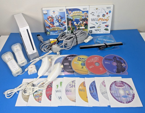 Nintendo wii large bundle with - wii,