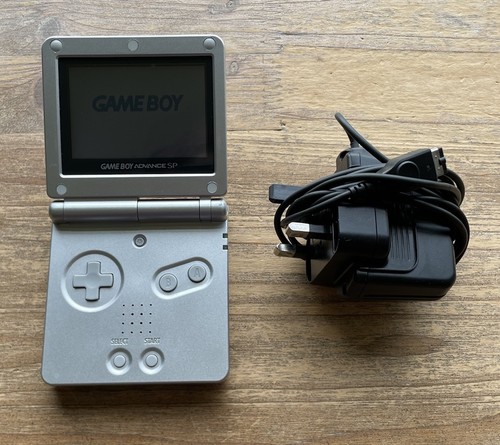 Silver nintendo gameboy - silver,