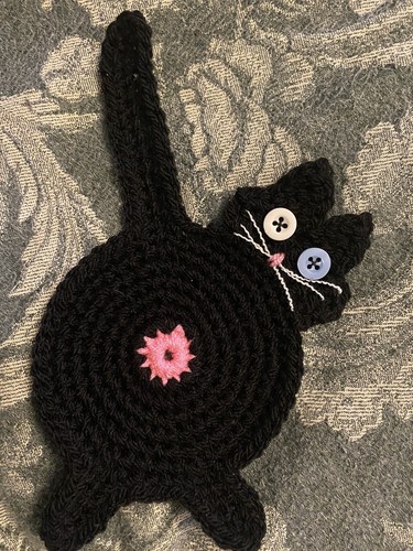 Crochet peeking cat butt - crochet,