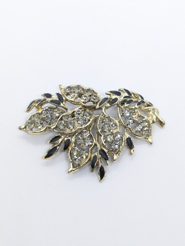 Vintage leaf branch brooch - leaf,