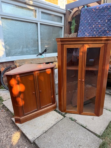 Wooden corner display - display, cabinet