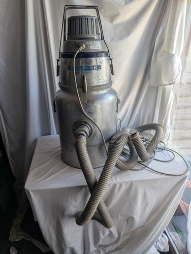 Industrial nilfisk vacuum - nilfisk,