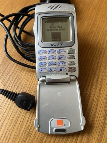 Sony vintage mobile flop phone - vintage,