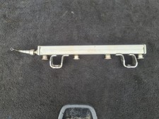 GENUINE FORD FOCUS MK2 2007-2011 1.8 PETROL FUEL RAIL INJECTOR 4M5G-9D280-DB