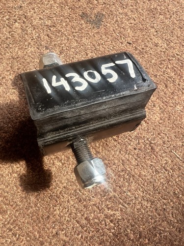 Triumph tr4a engine mounting - tr4a,