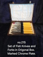 Vintage boxed set of fish