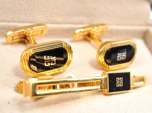 Givenchy cufflinks tie clip - cufflinks,