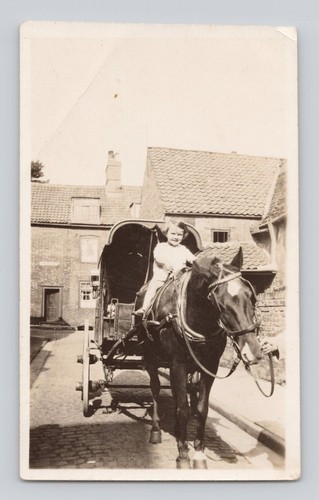 Old photo 1930 - photo, small