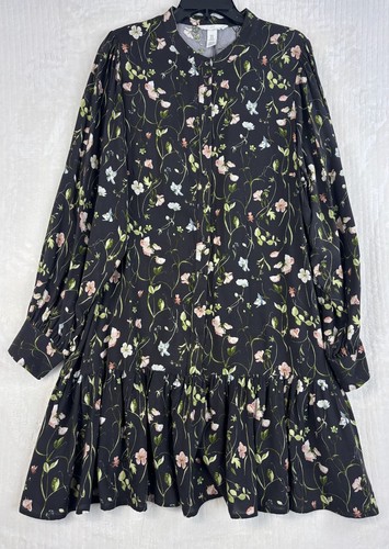 Floral black longsleeve - m,