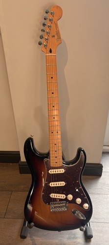 Fender standard stratocaster - standard,