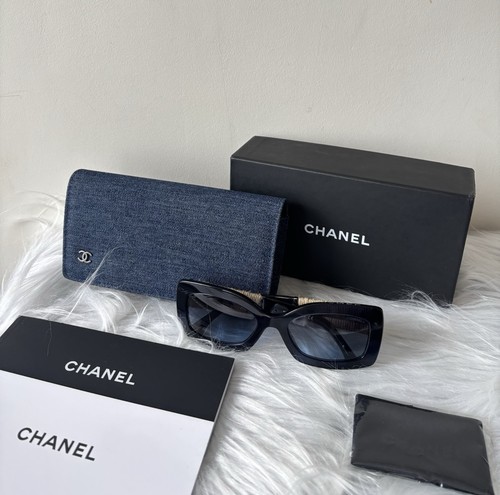 Chanel black rectangle - chanel,