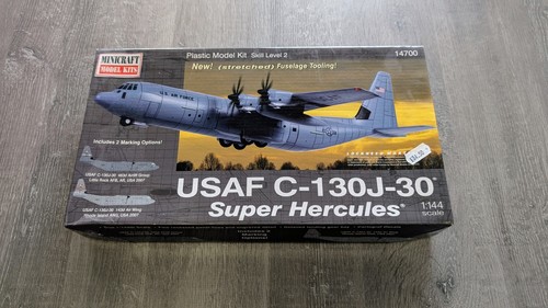 Minicraft 144 usaf 130j 30 - 1/144,