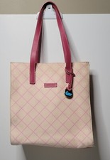 Dooney & Bourke Signature Logo