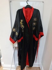 Ladies Red and Black Chinese