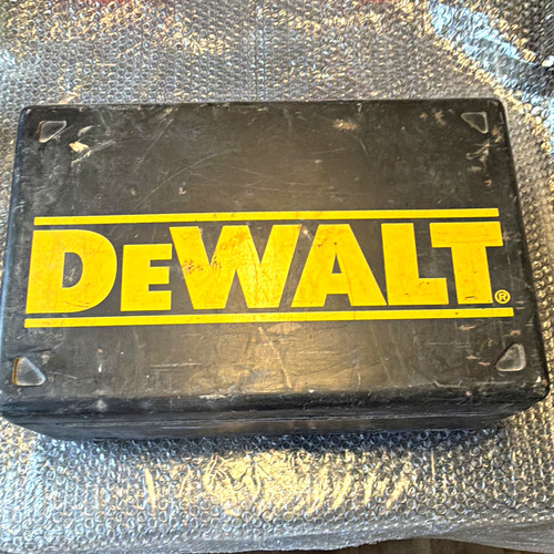 Dewalt dw685k biscuit plate - dewalt,