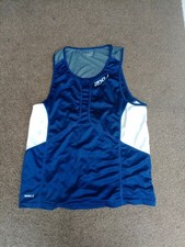 2XU Singlet . Medium