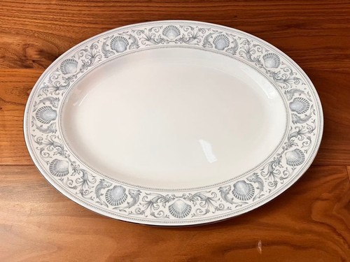 Wedgwood dolphins white oval - white,